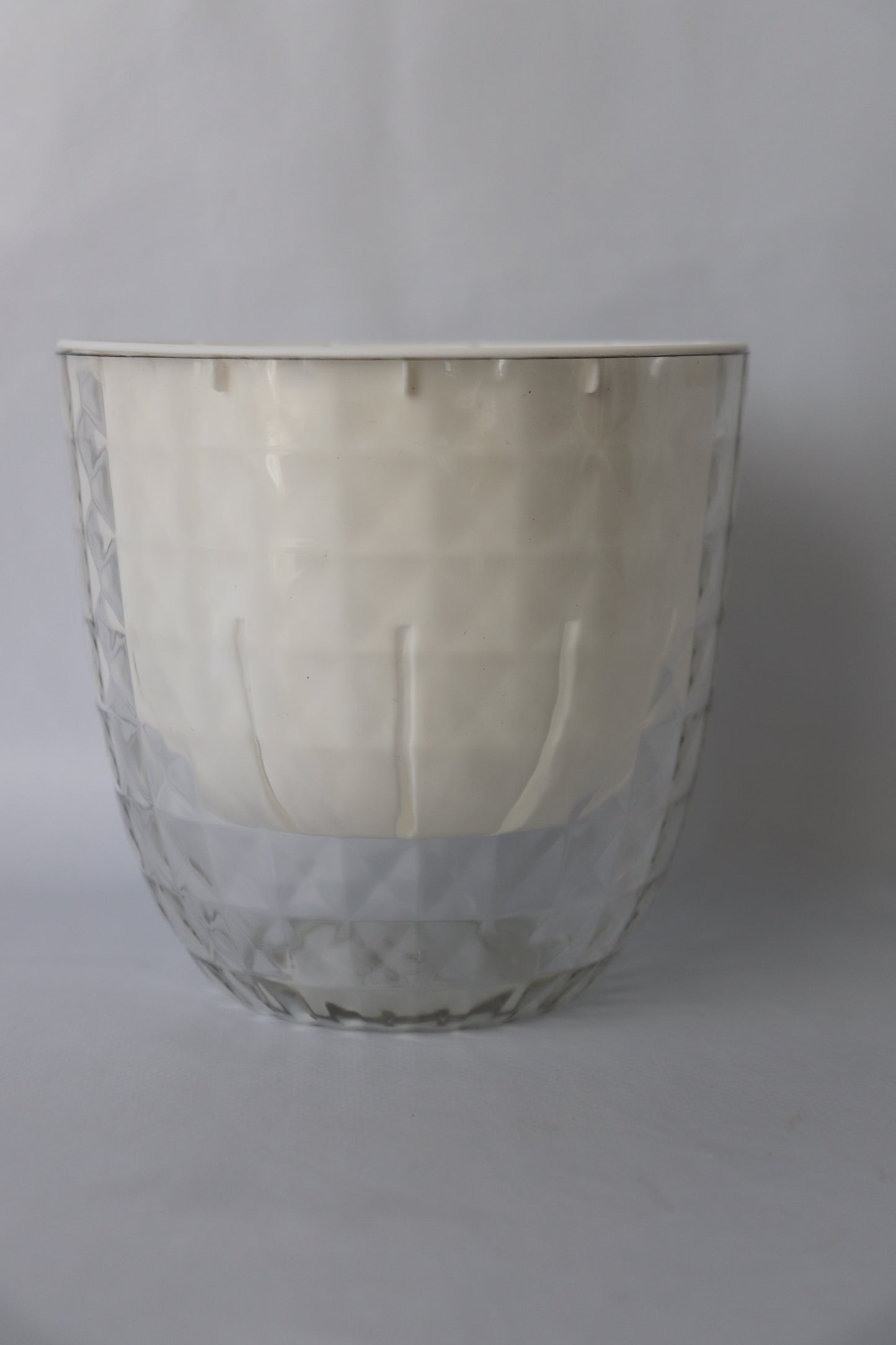 Self-Watering Pot – Modern Diamond Plastic Design (White) - Leaf of Faith SA