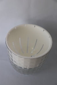 Self-Watering Pot – Modern Diamond Plastic Design (White) - Leaf of Faith SA